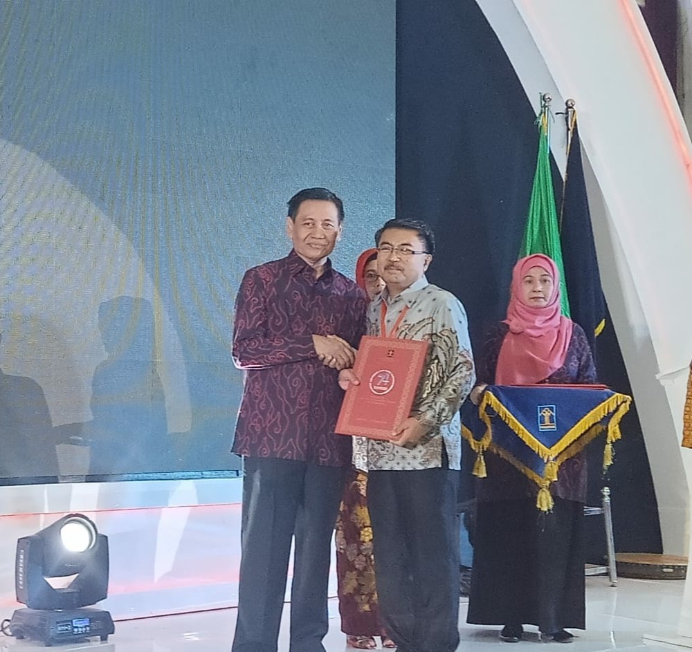 Pemerintah Kabupaten Kepulauan Sangihe menerima penghargaan Kabupaten/Kota Peduli HAM Tahun 2019 yan