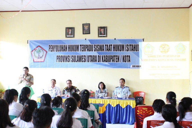Pemerintah Prov. Sulawesi Utara laksanakan penyuluhan hukum terpadu di Kab. Kep. Sangihe